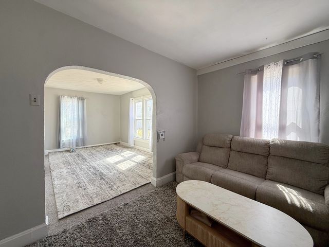 1125 37th Street, Rock Island, IL 61201