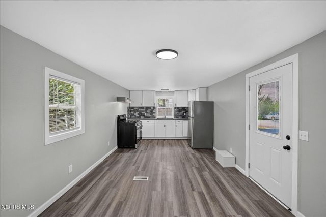 25864 Broad Street, Perrysburg, OH 43551