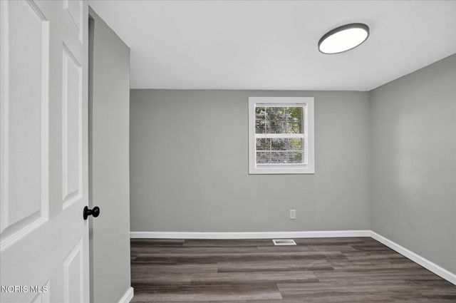 25864 Broad Street, Perrysburg, OH 43551