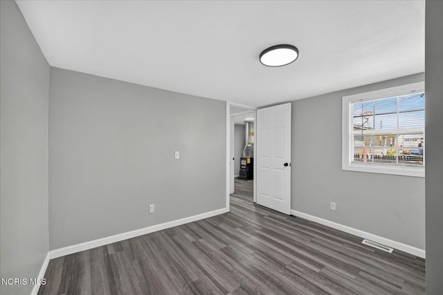 25864 Broad Street, Perrysburg, OH 43551