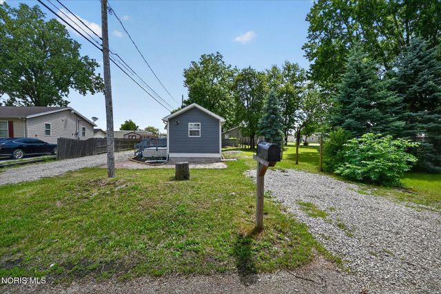 25864 Broad Street, Perrysburg, OH 43551
