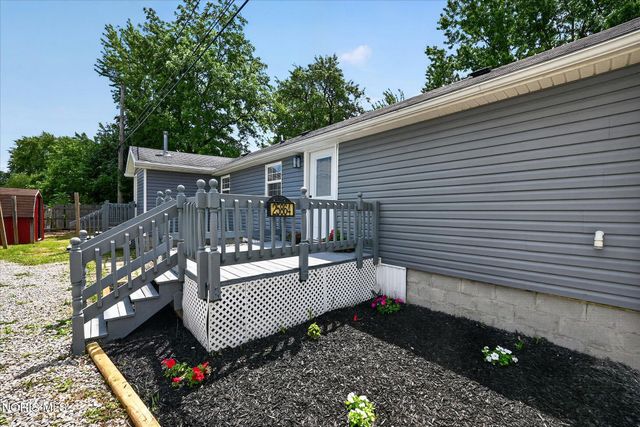 25864 Broad Street, Perrysburg, OH 43551
