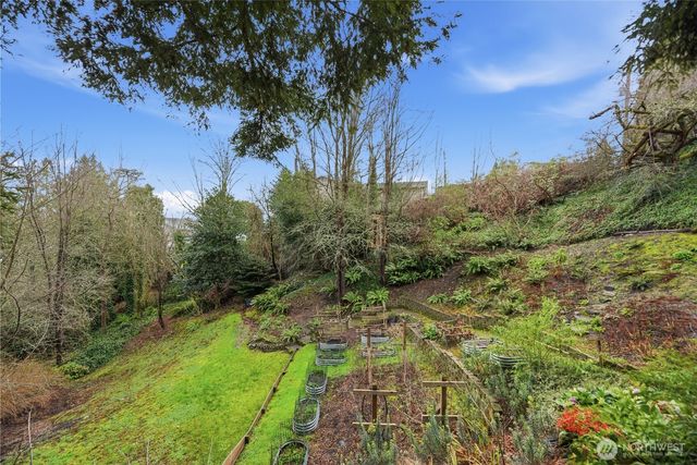 11500 Durland Avenue NE, Seattle, WA 98125