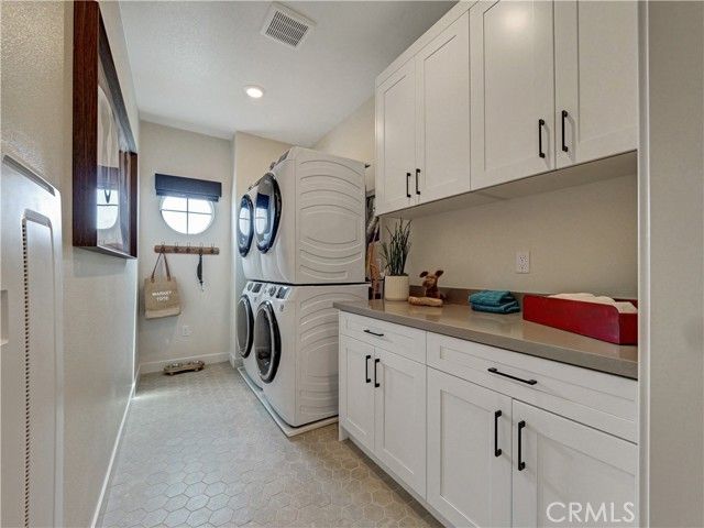 17160 Kent Street, Hesperia, CA 92345