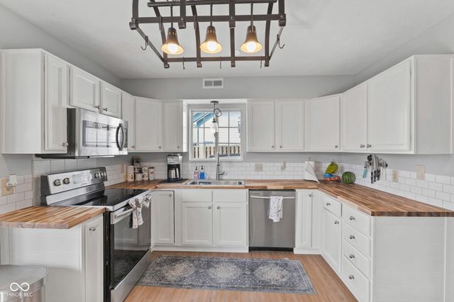 10771 Morristown Court, Carmel, IN 46032