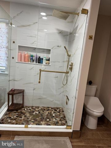 873 S YORK DR, Downingtown, PA 19335
