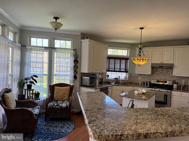 873 S YORK DR, Downingtown, PA 19335