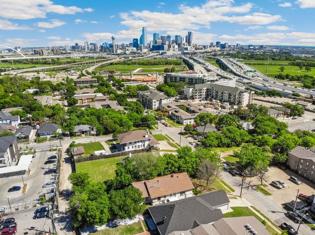 613 N Ewing Avenue, Dallas, TX 75203