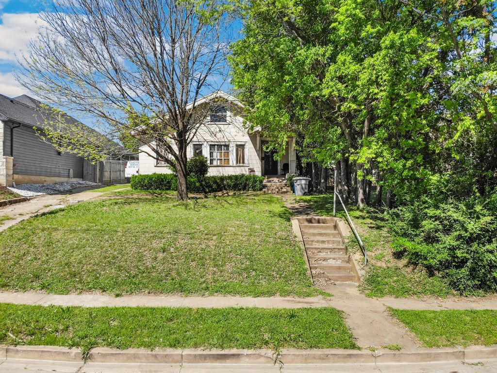 613 N Ewing Avenue, Dallas, TX 75203