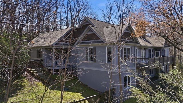 3 Rustic Court, Landrum, SC 29356