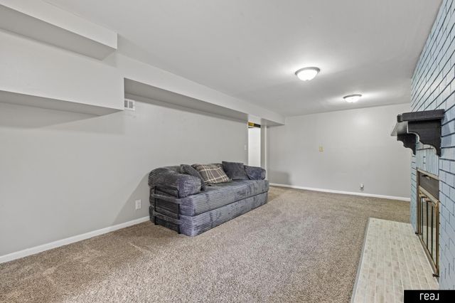 1018 3rd Avenue, Plattsmouth, NE 68048