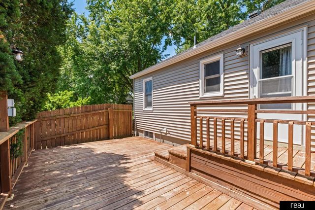 1018 3rd Avenue, Plattsmouth, NE 68048