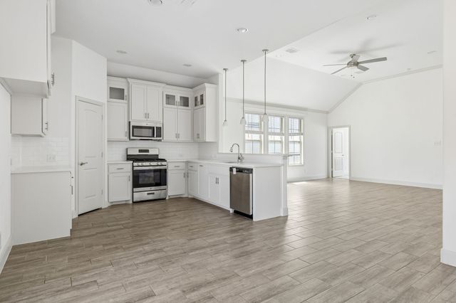 395 Waters Ridge Drive, Lavon, TX 75166
