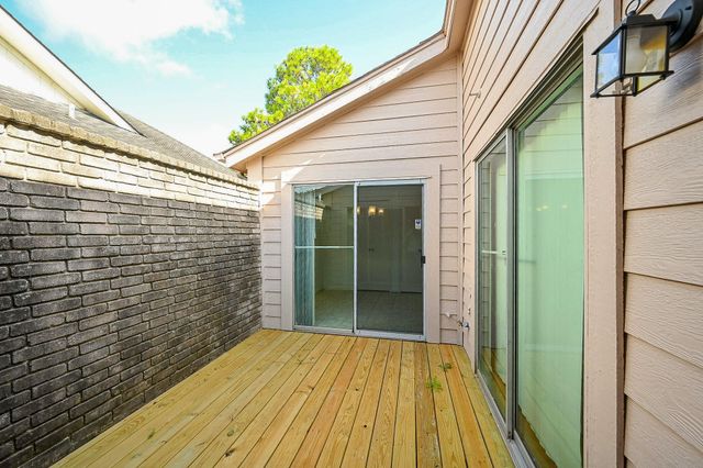 13115 Richmond Avenue, Houston, TX 77082