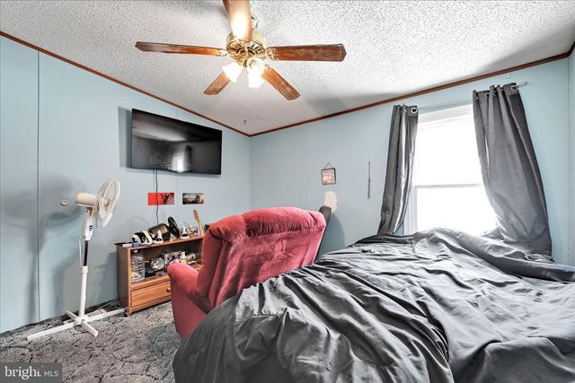 3 SUMMER DR, Elizabethtown, PA 17022