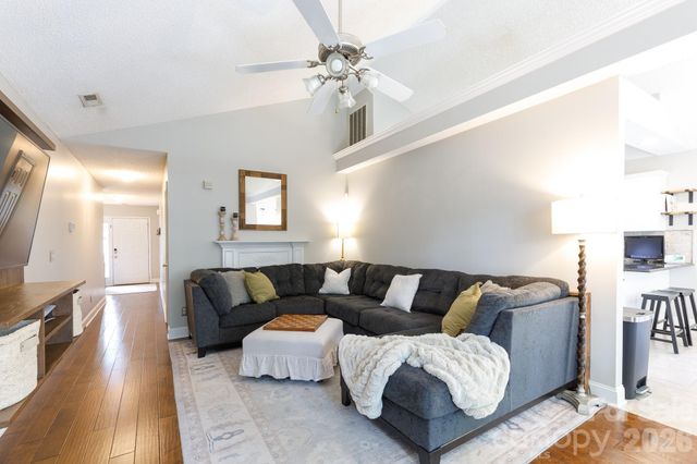 1566 Meadow Glen Lane, Rock Hill, SC 29730