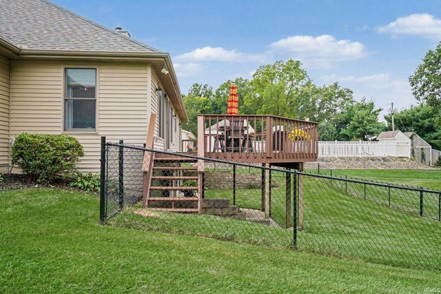 55585 Willowbend Boulevard, Bristol, IN 46507