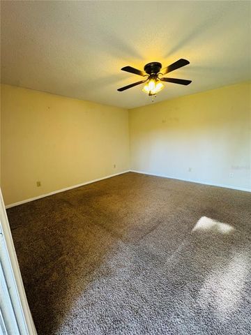 584 BAHIA CIRCLE B, Ocala, FL 34472