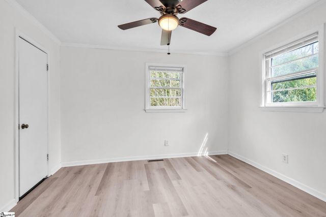5 Bagwell Avenue, Greenville, SC 29611