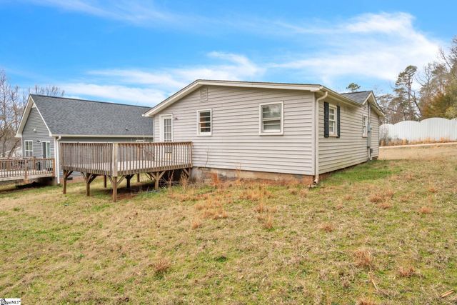 5 Bagwell Avenue, Greenville, SC 29611