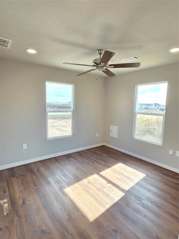 2269 Road 5708, Cleveland, TX 77327