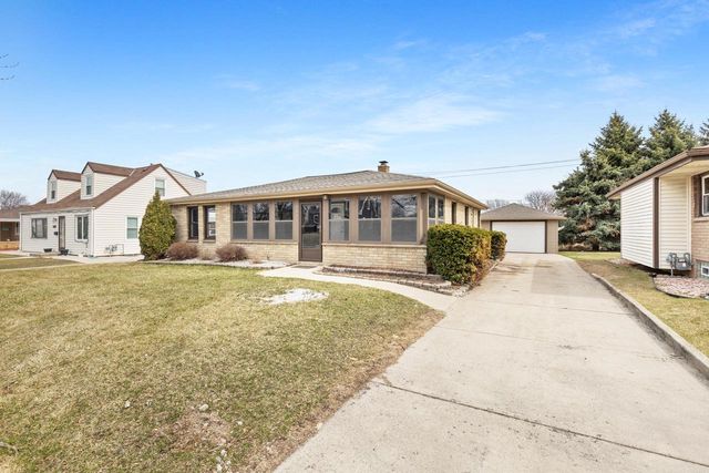 4842 S 26th STREET, Milwaukee, WI 53221