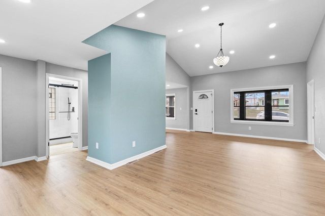 4842 S 26th STREET, Milwaukee, WI 53221