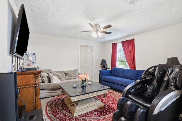 1606 Mentor Avenue, Dallas, TX 75216