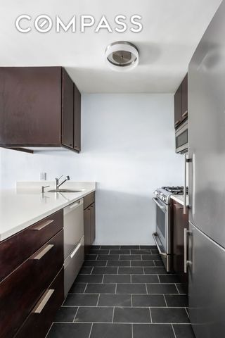 376 Broadway Apt 14E, New York City, NY 10013