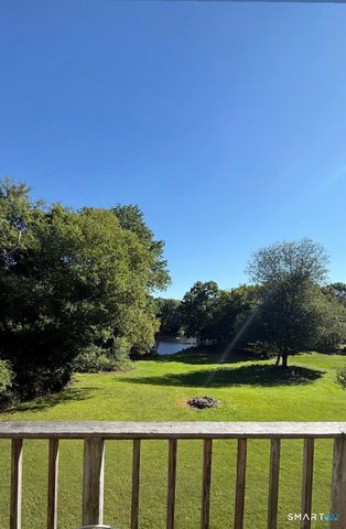 186 Great Neck Road, Waterford, CT 06385