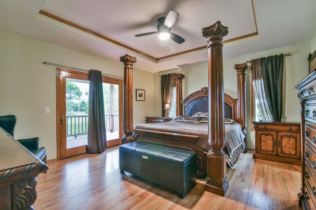 8160 N Hoover, Valley Center, KS 67147