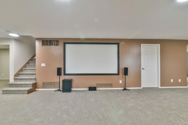 8160 N Hoover, Valley Center, KS 67147