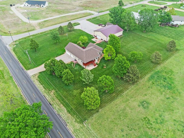 8160 N Hoover, Valley Center, KS 67147