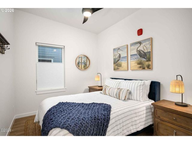 920 Sw 48TH St, Lincoln City, OR 97367