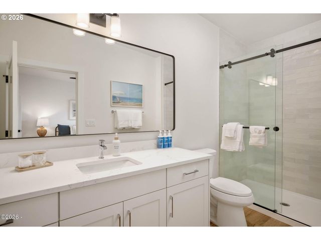 920 Sw 48TH St, Lincoln City, OR 97367