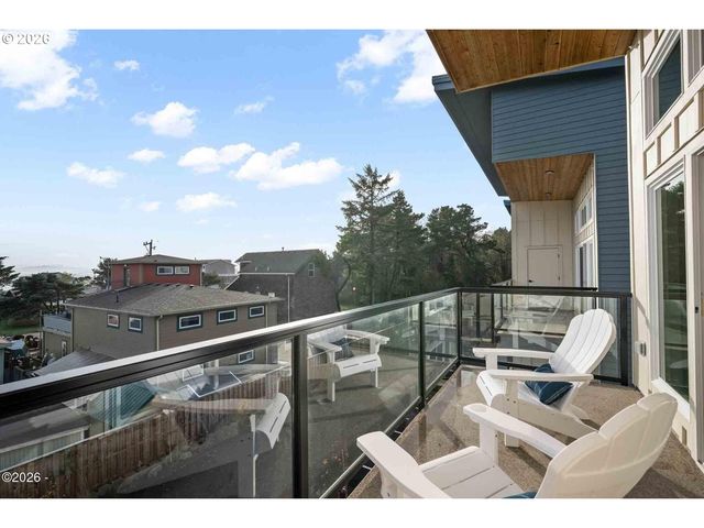 920 Sw 48TH St, Lincoln City, OR 97367
