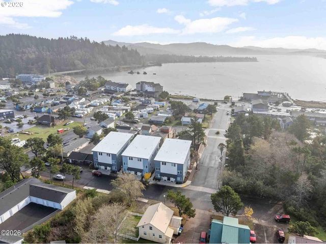 920 Sw 48TH St, Lincoln City, OR 97367