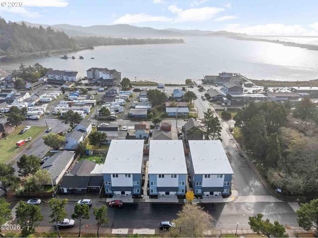 920 Sw 48TH St, Lincoln City, OR 97367