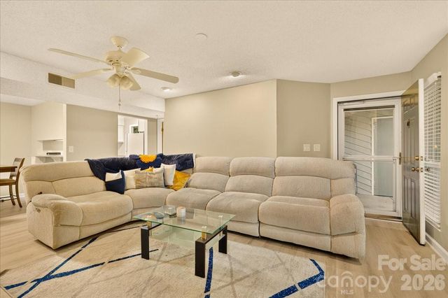 1608 Sharon Road W 47, Charlotte, NC 28210