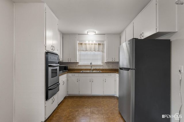 1604 PARKDALE DRIVE, Wichita Falls, TX 76306