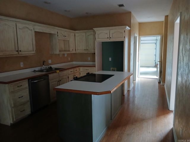 1110 S 11th Street, Paragould, AR 72450