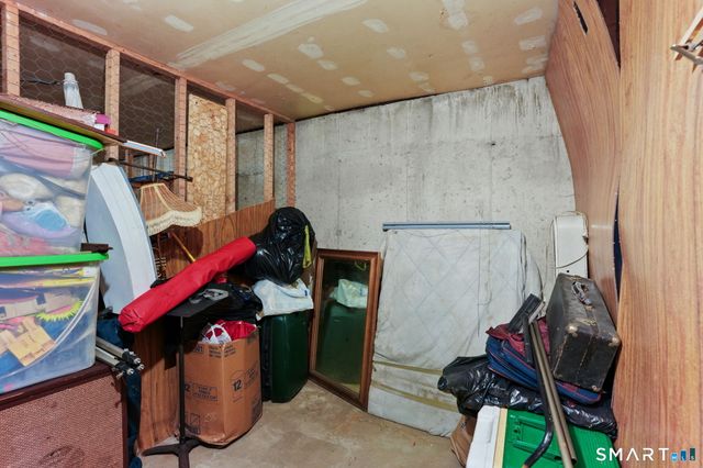 701 Beacon Valley Road APT 25, Naugatuck, CT 06770