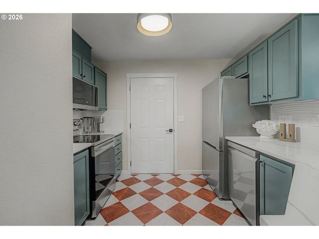15050 Sw MALLARD Dr 101, Beaverton, OR 97007