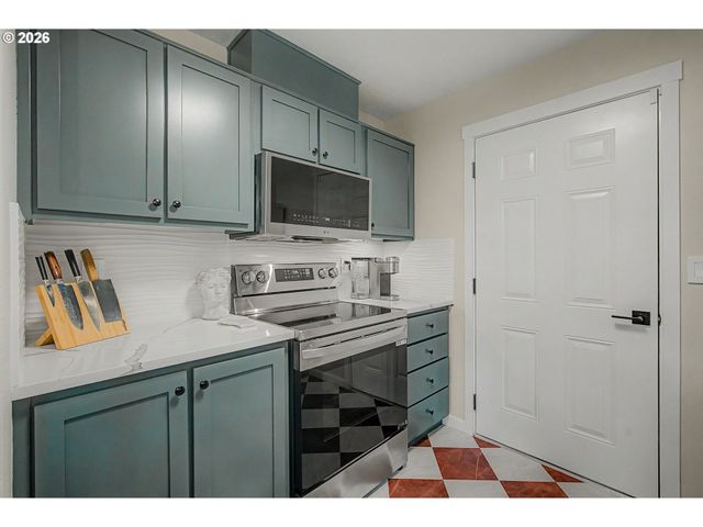 15050 Sw MALLARD Dr 101, Beaverton, OR 97007