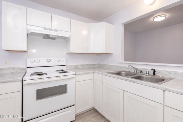 8429 Highway 613, 4, Moss Point, MS 39562