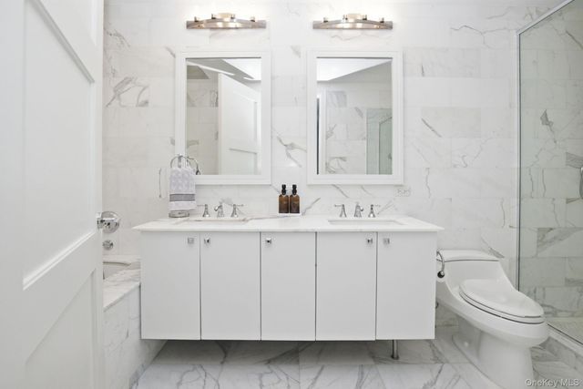 5 Renaissance Square 15C, White Plains, NY 10601