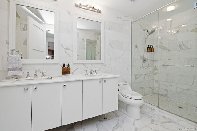 5 Renaissance Square 15C, White Plains, NY 10601