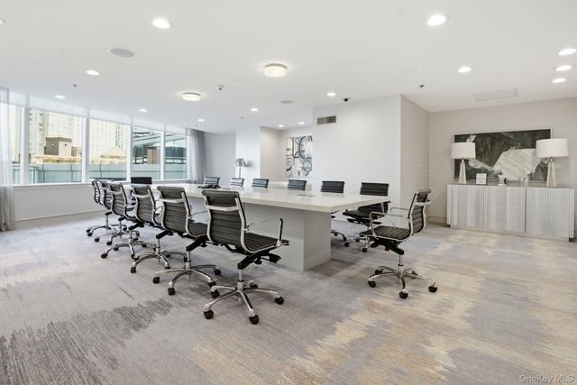 5 Renaissance Square 15C, White Plains, NY 10601