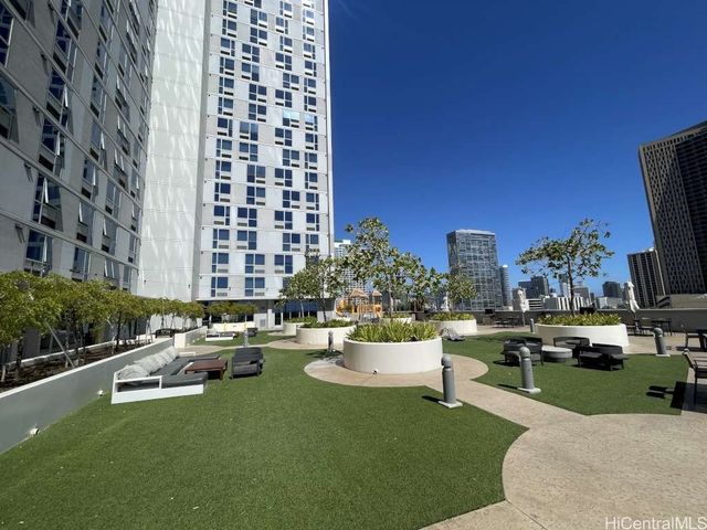 988 Halekauwila Street 1904, Honolulu, HI 96814