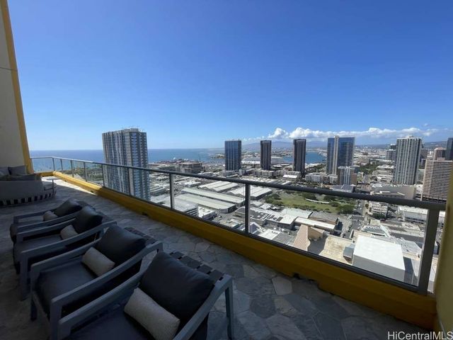 988 Halekauwila Street 1904, Honolulu, HI 96814